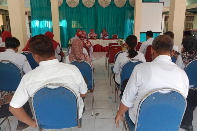 Keluarga Besar Kecamatan Kalikotes Saling Memaafkan