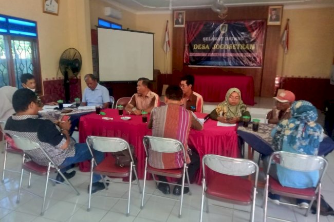 Monitoring dan Evaluasi di Desa Jogosetran