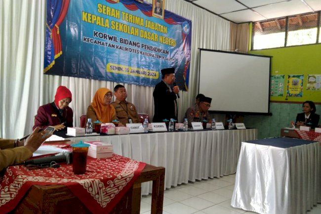 Serah Terima Jabatan Kepala Sekolah di Wilayah Korwil Bidang Pendidikan Kecamatan Kalikotes.