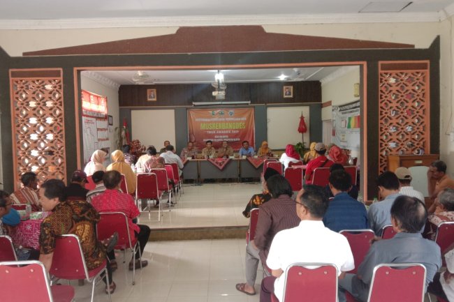 Musrenbangdes di Desa Kalikotes Kecamatan Kalikotes