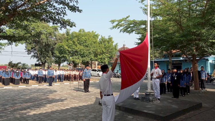 Upacara Hari Pahlawan Kecamatan Kalikotes