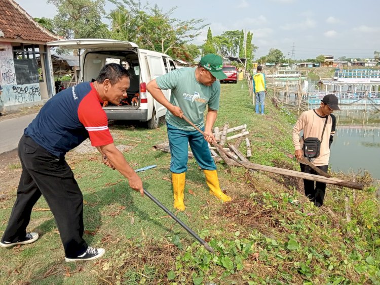 Kerja Bakti Bersama Bendungan Rowo Jombor