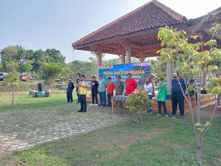 Kerja Bakti Bersama Bendungan Rowo Jombor