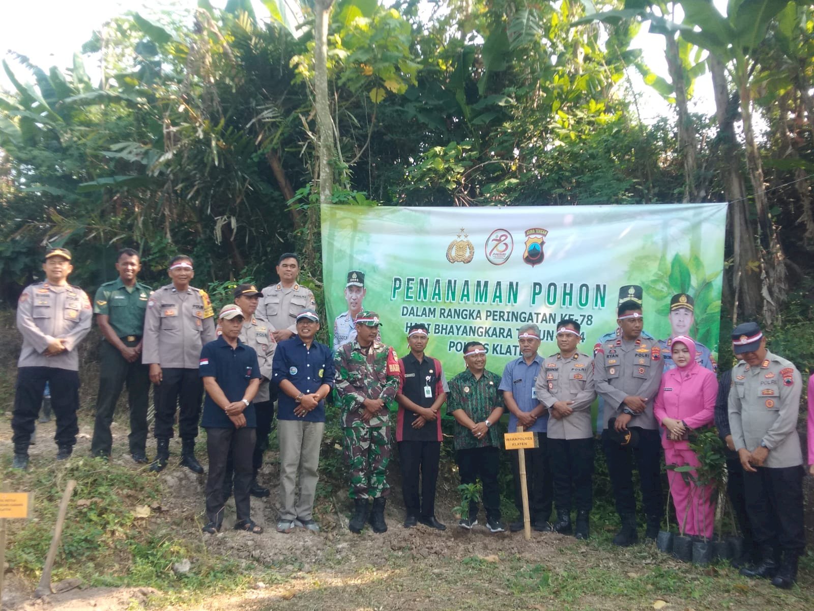 Penanaman Pohon Penghijauan oleh Polres Klaten dalam rangka Hari Bhayangkara