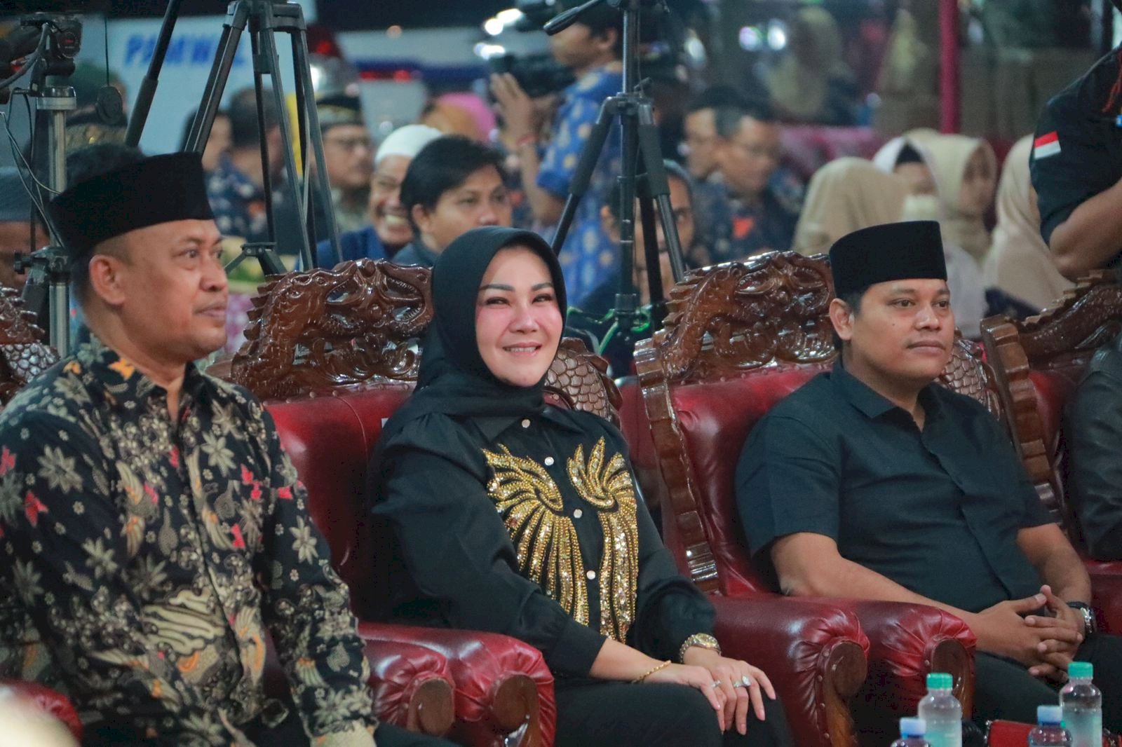 Pegelaran Wayang Kulit dalam rangka Hari Jadi Klaten Ke-220 dan HUT RI Ke-79 tingkat Kecamatan Kalikotes Tahun 2024