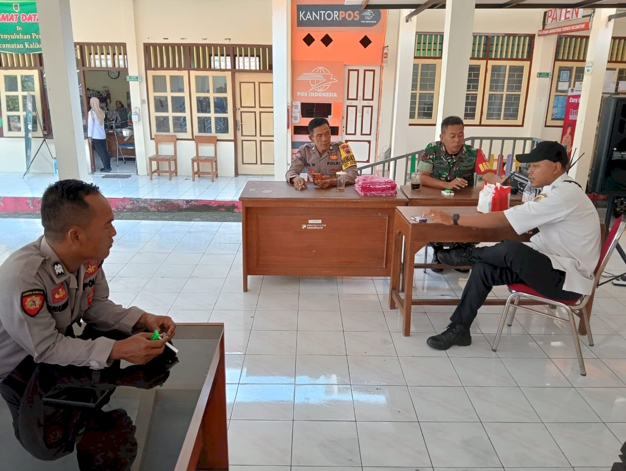 Donor darah Koramil 01 kota & PMI Kec. Kalikotes dalam rangka HUT TNI ke 80 Tahun 2025