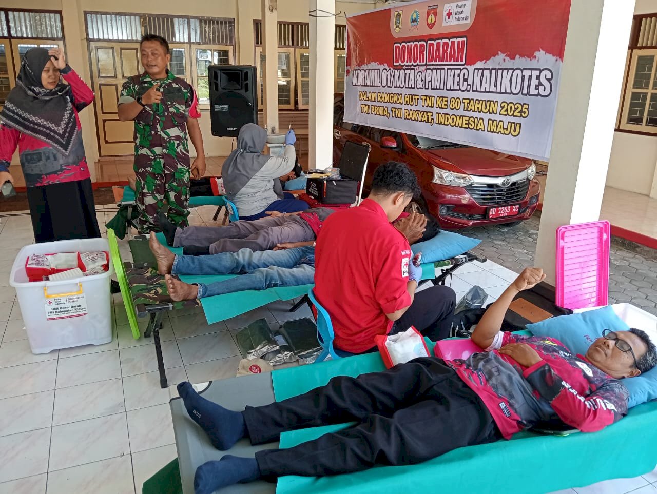 Donor darah Koramil 01 kota & PMI Kec. Kalikotes dalam rangka HUT TNI ke 80 Tahun 2025
