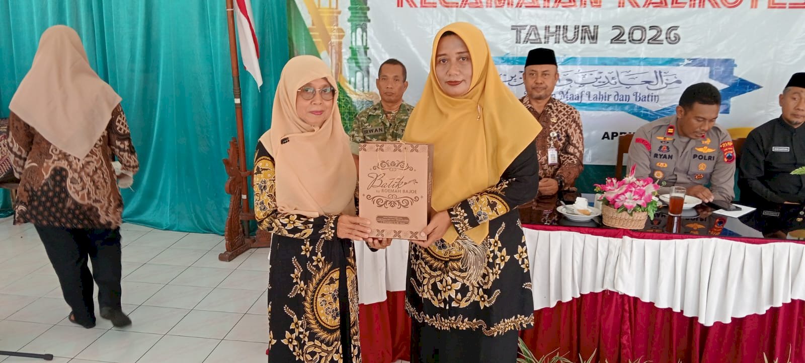 Halal Bi Halal Keluarga Besar Kecamatan Kalikotes