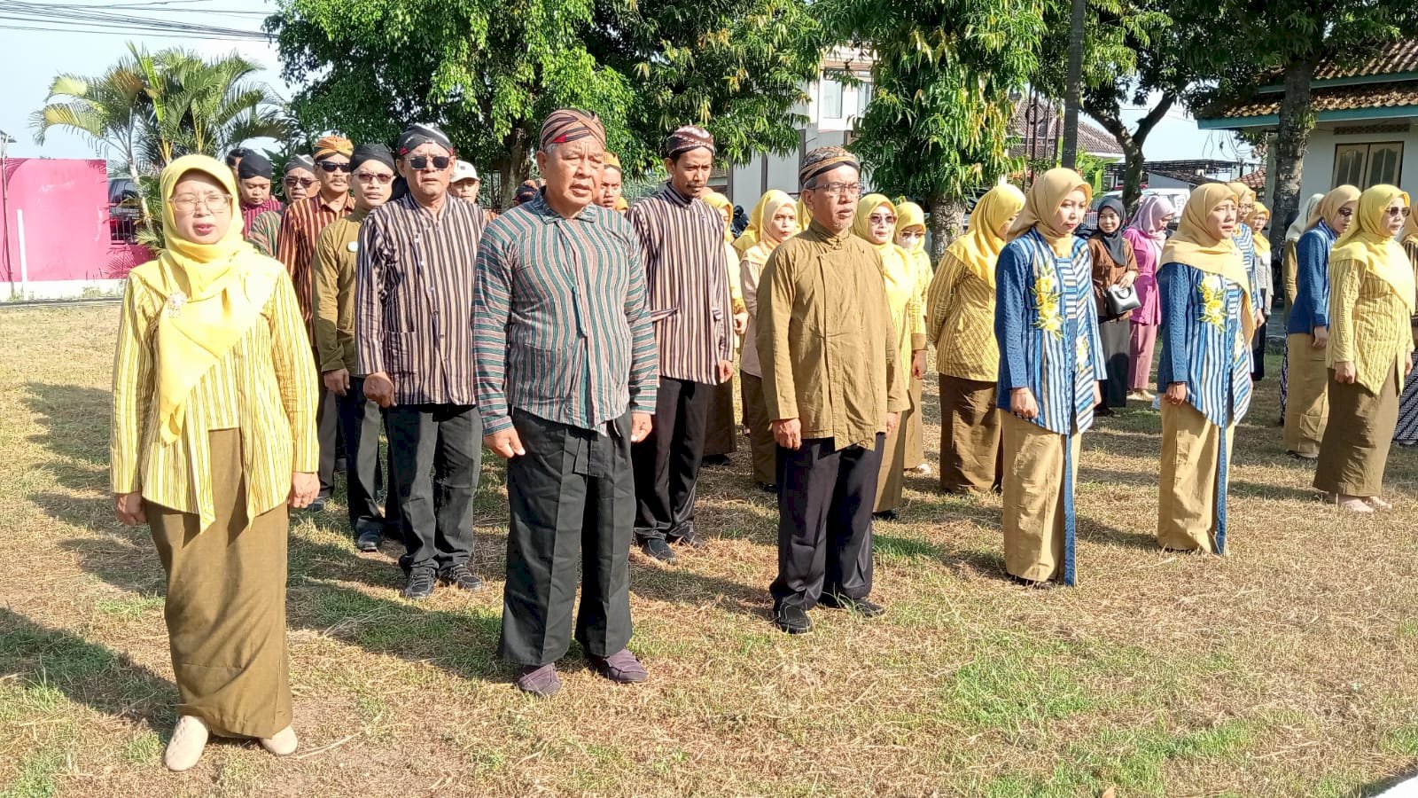 Upacara Peringatan Hari Kartini Ke-147 Kecamatan Kalikotes