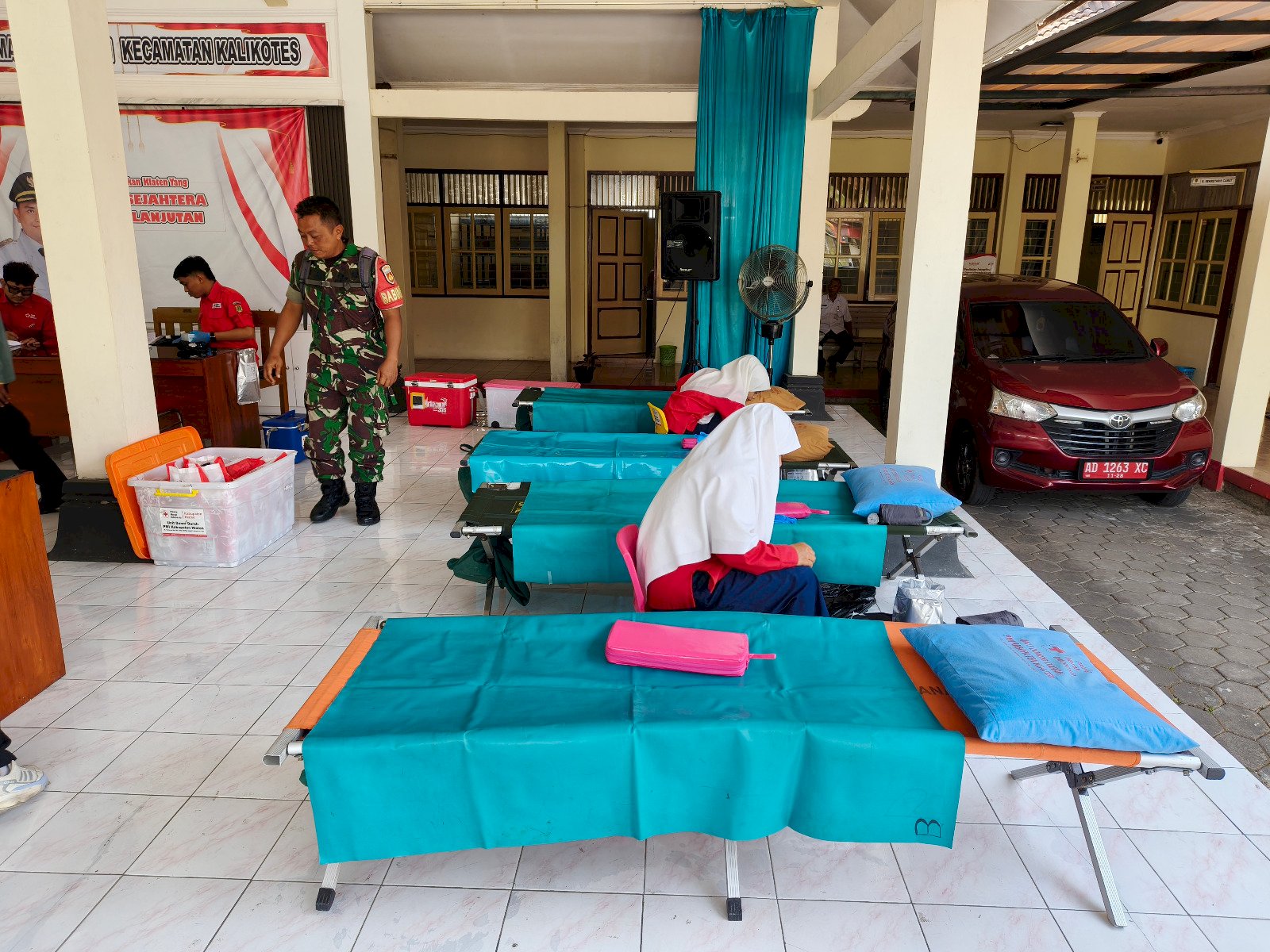 Kegiatan Donor Darah di Kecamatan Kalikotes