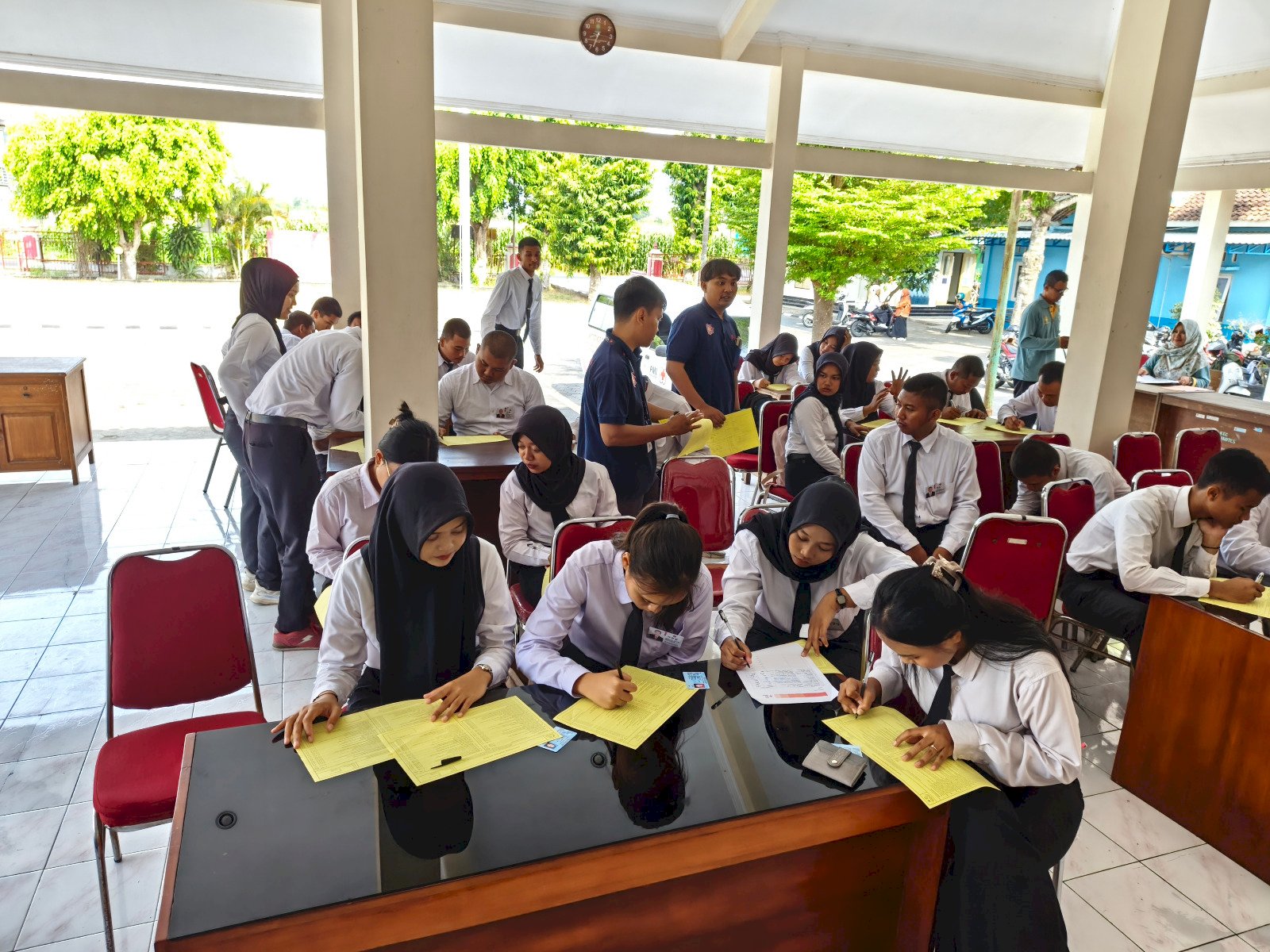 Kegiatan Donor Darah di Kecamatan Kalikotes