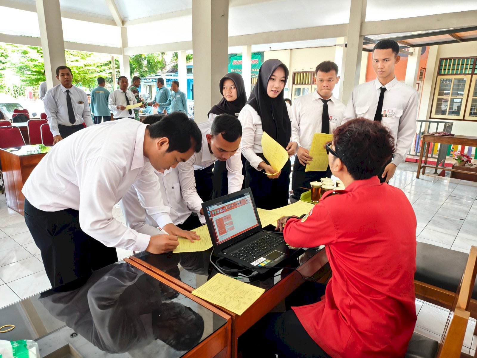 Kegiatan Donor Darah di Kecamatan Kalikotes